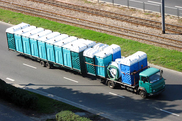 Best Luxury portable toilet rental  in Petersburg, IL
